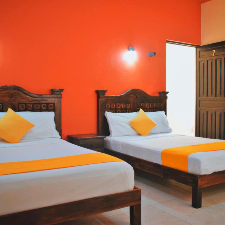 Hotel Casa Rico - Habitación Doble Estándar con 2 camas dobles - 6