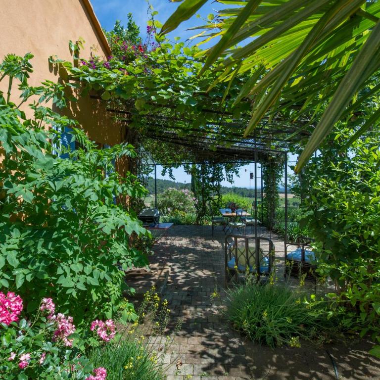 House With Garden And Sea View - Ferienhaus - 8