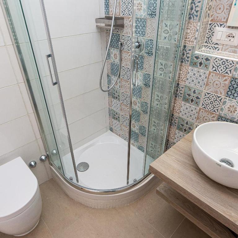 Karan's Aparment Rental in Rome - Appartamento con 2 Camere da Letto - 3