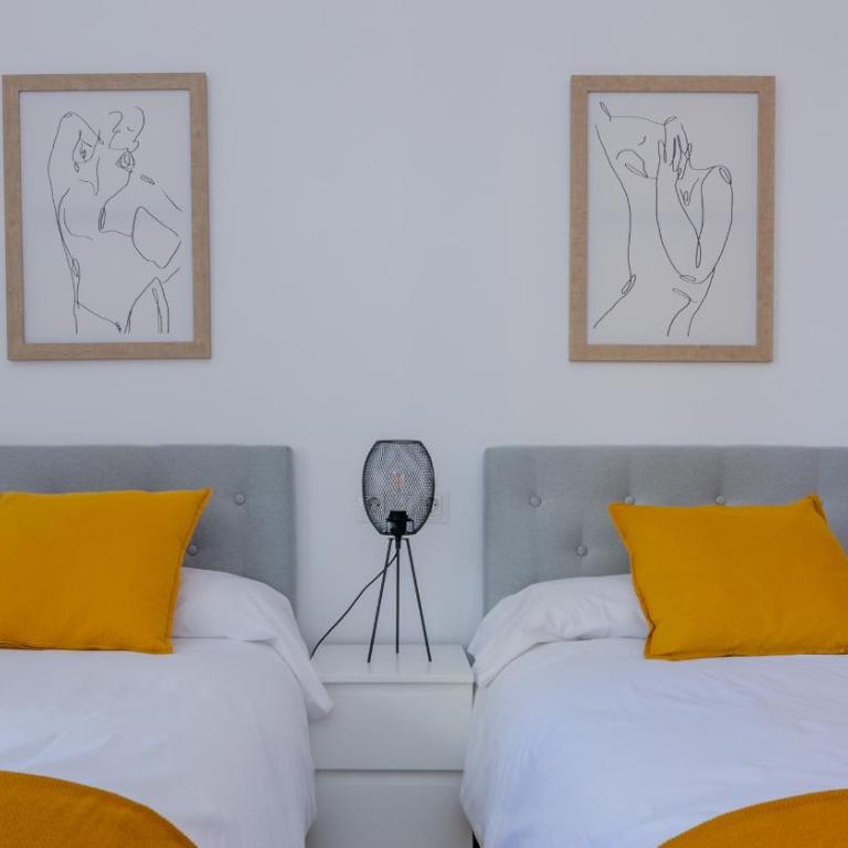 WintowinRentals Teatinos, Metro, Free Parking & Pool. - Apartment - 3