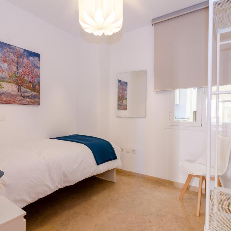 WintowinRentals Teatinos, Metro, Free Parking & Pool. - Apartment - 17