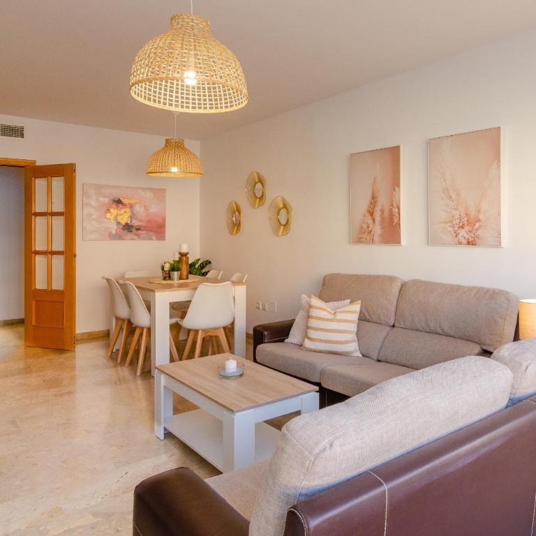 WintowinRentals Teatinos, Metro, Free Parking & Pool. - Apartment - 11