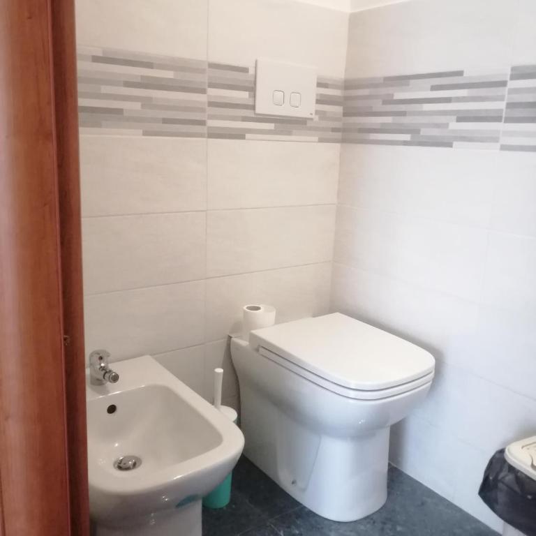 Villa Patrizia - Camera Matrimoniale con Bagno Privato - 2