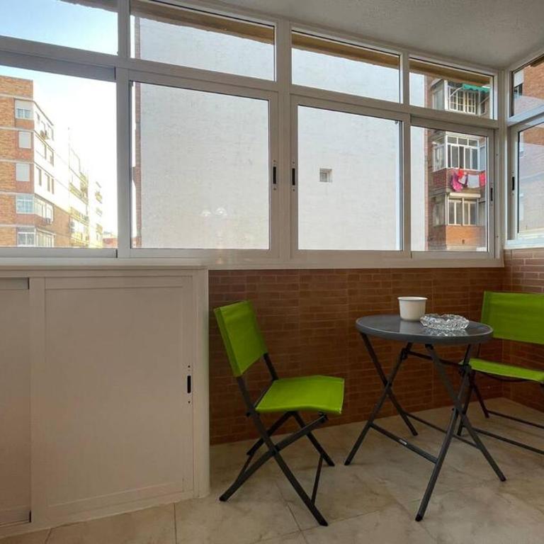 GRAN Y MAGNÍFICO APARTAMENTO EN MáLAGA - Apartamento - 13