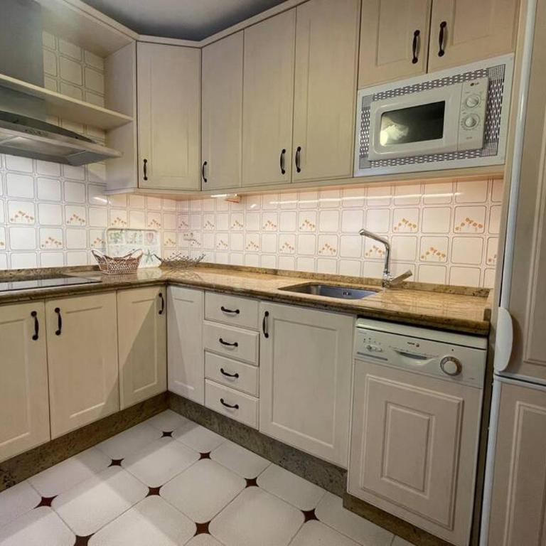 GRAN Y MAGNÍFICO APARTAMENTO EN MáLAGA - Apartamento - 14