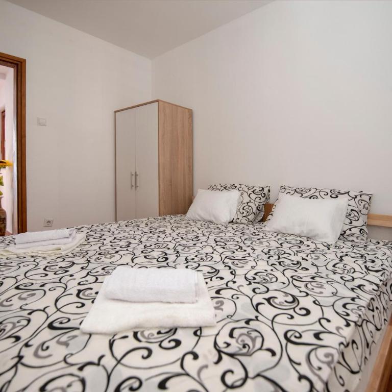 Apartman Nina stari grad Trebinje - Apartman sa 2 Spavaće Sobe - 8