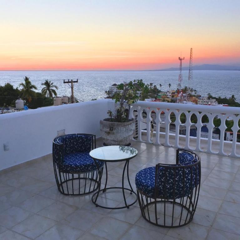 Villa Guitarron gran terraza vista espectacular 6 huespedes piscina gigante - Villa con vistas al mar - 16