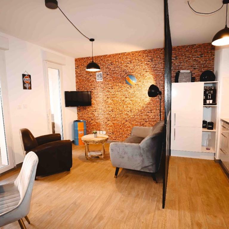 Appartement et Garage au Cœur de l'Isle - Appartamento con 1 Camera da Letto - 5