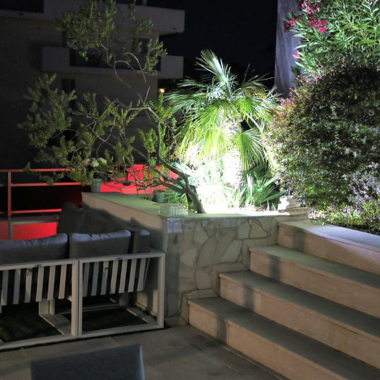 ROOFTOP CROISETTE/ALEXANDRE III - Appartement 2 Chambres - 29