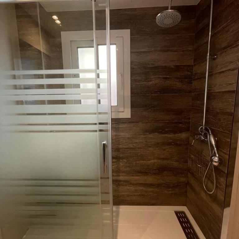 Piso a 150 mts de la playa con espectacular terraza y WIFI - Apartamento de 2 dormitorios - 12
