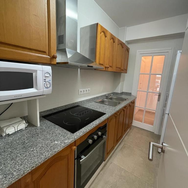Piso a 150 mts de la playa con espectacular terraza y WIFI - Apartamento de 2 dormitorios - 9
