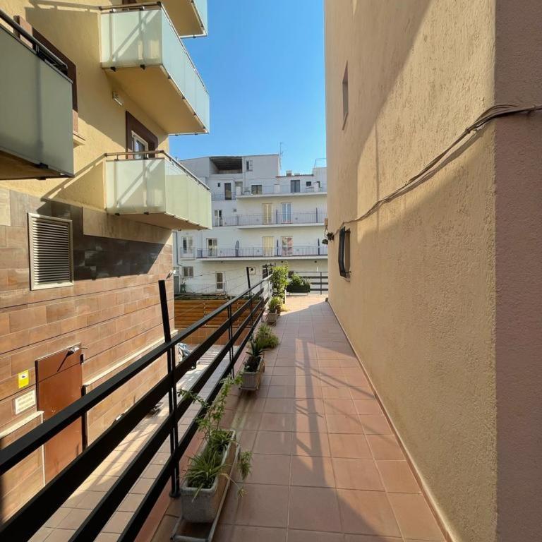 Piso a 150 mts de la playa con espectacular terraza y WIFI - Apartamento de 2 dormitorios - 4