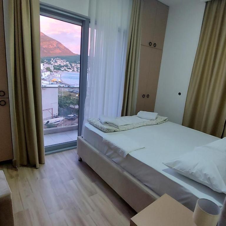 Hotel Kaligrosh - Deluks Dvokrevetna Soba sa Bračnim Krevetom - 4