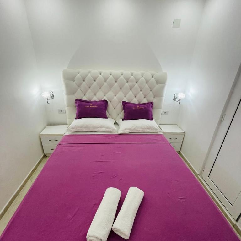 Queen Kodre Apartments - Apartman Tipa "Suite" sa Bračnim Krevetom (Queen-size) i Pogledom na Bazen - 14