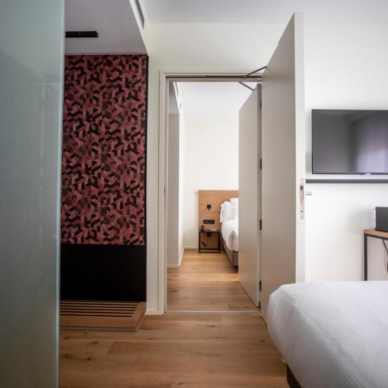 Hotel Paxton Barcelona - Family Connecting Rooms - 4