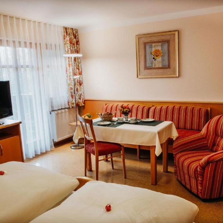 App.-Haus zur Europa-Therme - Apartment mit Balkon - 3