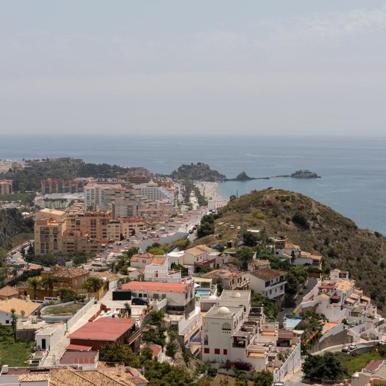 Piso con terraza muy cercano a la playa - Apartamento de 2 dormitorios - 28