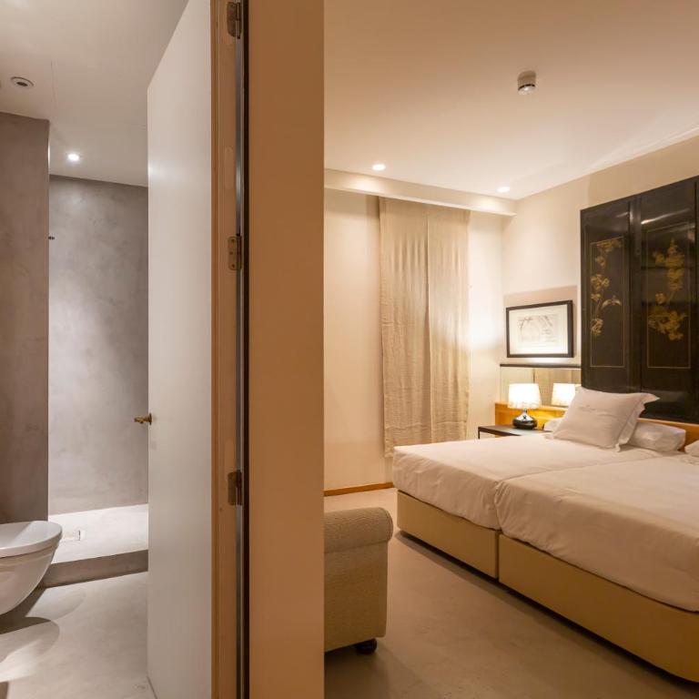 Hotel Margot House Barcelona - Superior Double Interior Room - 8
