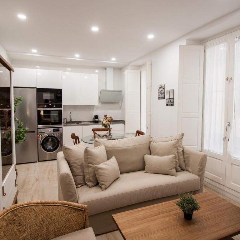 Casa Urquinaona - Apartamento de 2 dormitorios - 2