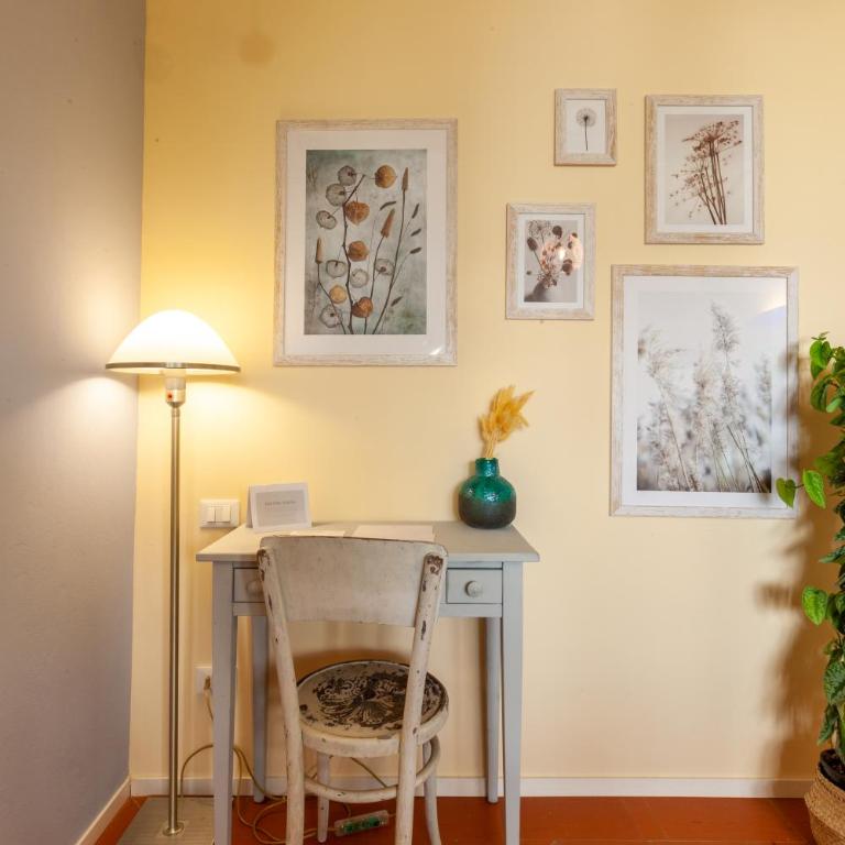 Secret Garden Firenze B&B - Camera Matrimoniale con Vista Giardino - 2