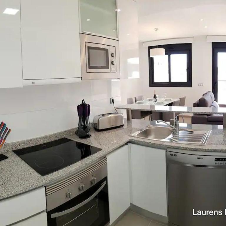Beautiful apartment close to the sea - Two-Bedroom Apartment - 8