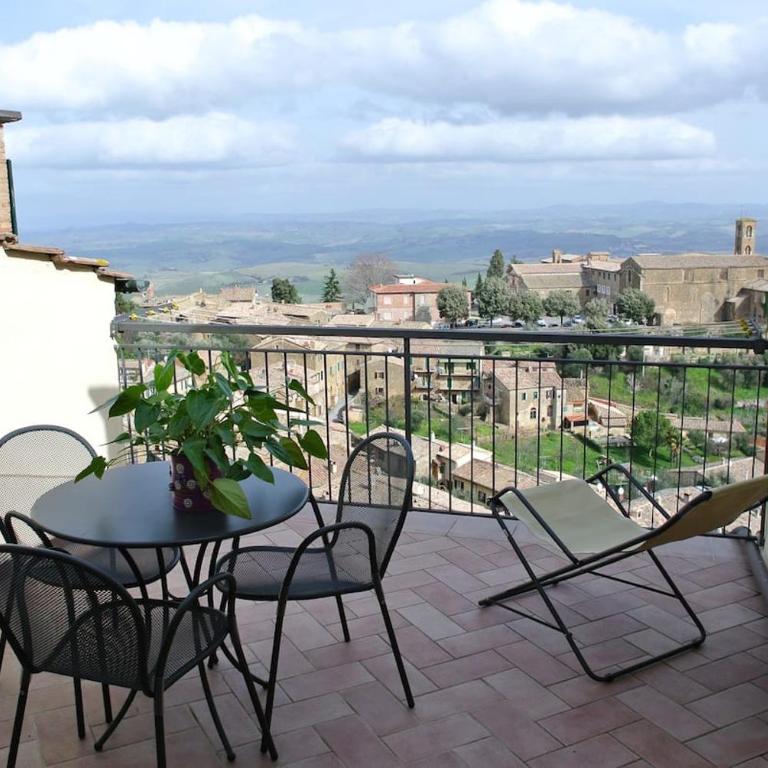 Historic Center Apartment with Private Garage - Appartement 2 Chambres - 8