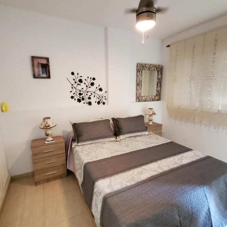 LUJOSO ADOSADO de TRES HABITACIONES en VERA PLAYA A 200 METROS DEL MAR - Casa de 3 dormitorios - 16
