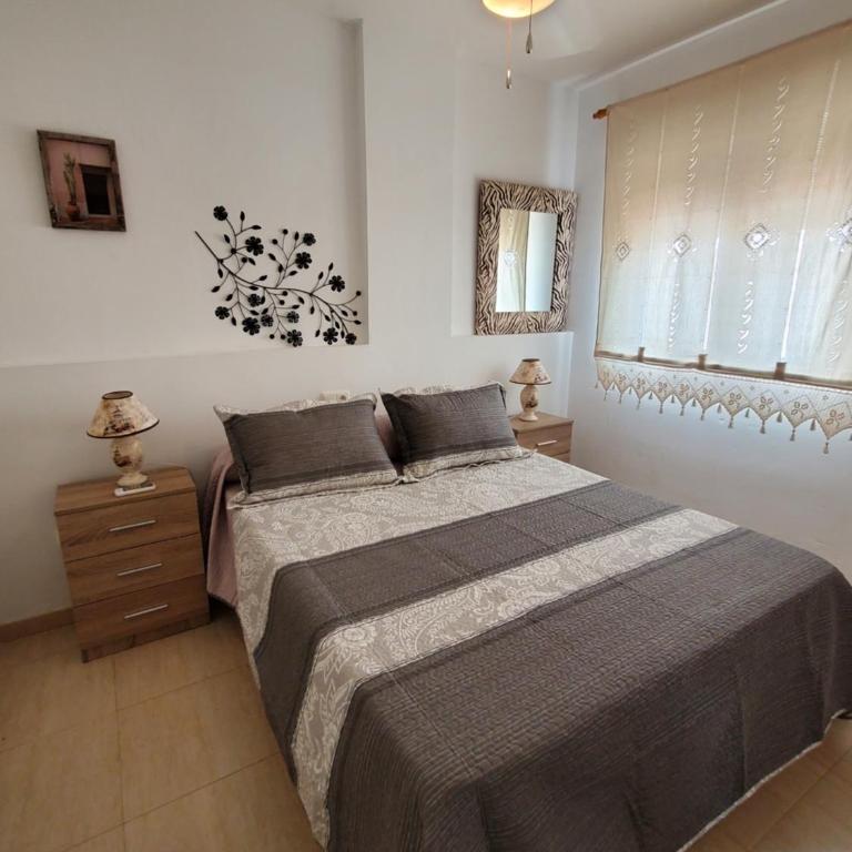 LUJOSO ADOSADO de TRES HABITACIONES en VERA PLAYA A 200 METROS DEL MAR - Casa de 3 dormitorios - 3