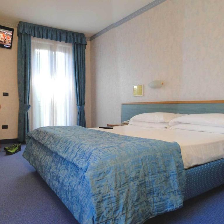 Hotel Sole - Limone - Camera Matrimoniale Comfort con Balcone e Vista Lago - 2