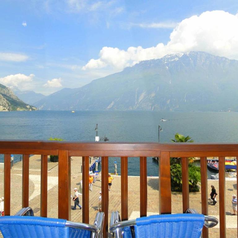 Hotel Sole - Limone - Camera Matrimoniale Comfort con Balcone e Vista Lago - 3