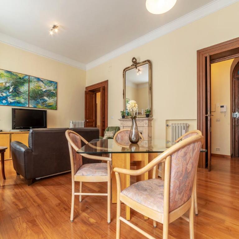 GuestHost - Termini Central and Elegant Apartment - Appartamento con 2 Camere da Letto - 2