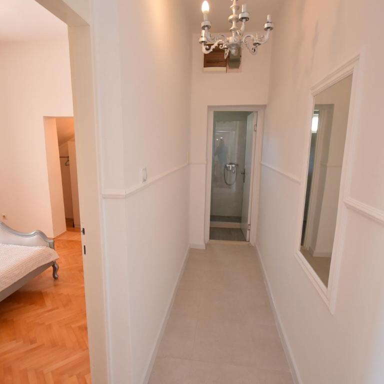 Apartman Taraca Villa Knezevic - One-Bedroom Apartment with Garden View - 8