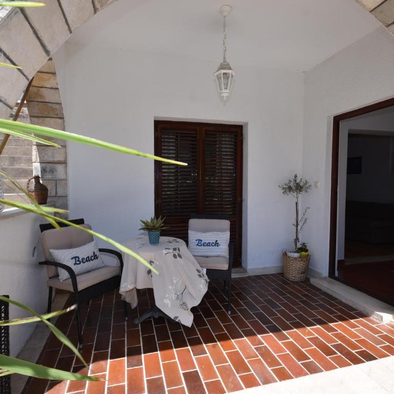 Apartman Taraca Villa Knezevic - One-Bedroom Apartment with Garden View - 14