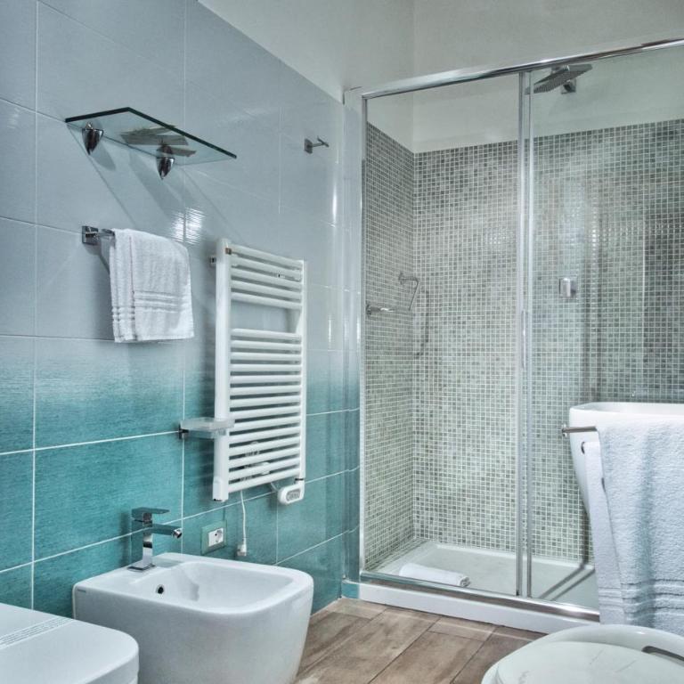 Smart Suite & Apartments - Camera Matrimoniale Comfort - 7