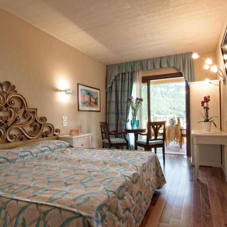 Villa Madrina Lovely and Dynamic Hotel - Junior Suite with Balcony - 1
