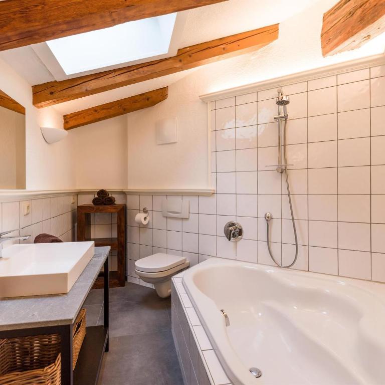 Ferienwohnungen Egger - Apartment mit 1 Schlafzimmer und Badewanne - 8