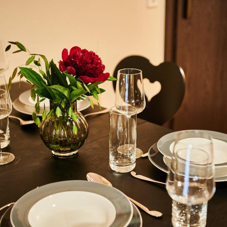 EVI APARTMENTS via we rent - Apartment mit 1 Schlafzimmer und Balkon - 3