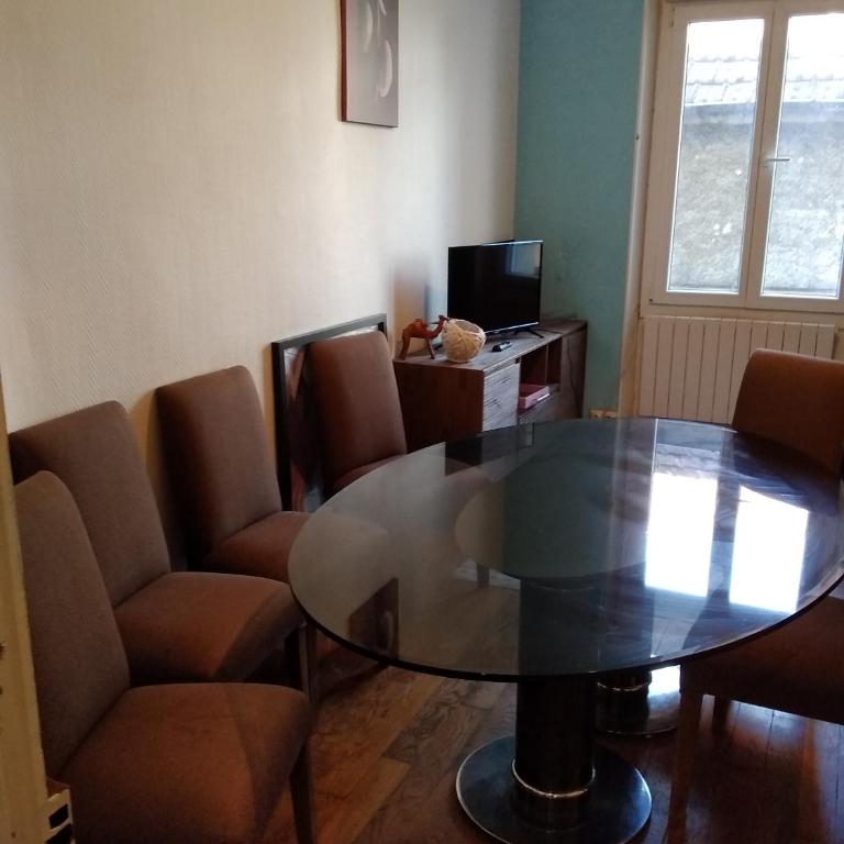 Appartements Proche du centre - Apartment mit 2 Schlafzimmern - 11