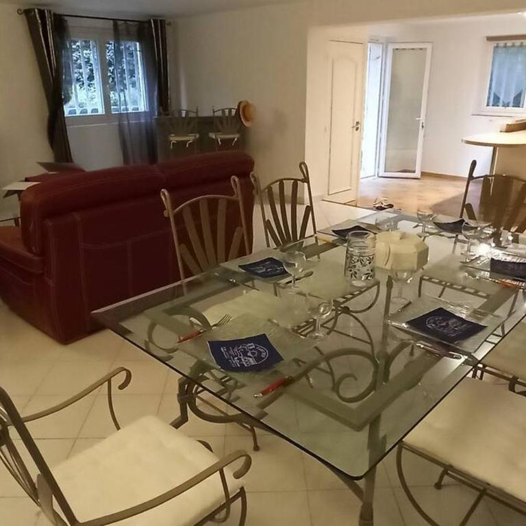 Location Rez de maison dans quartier charmant - Haus mit 2 Schlafzimmern - 5