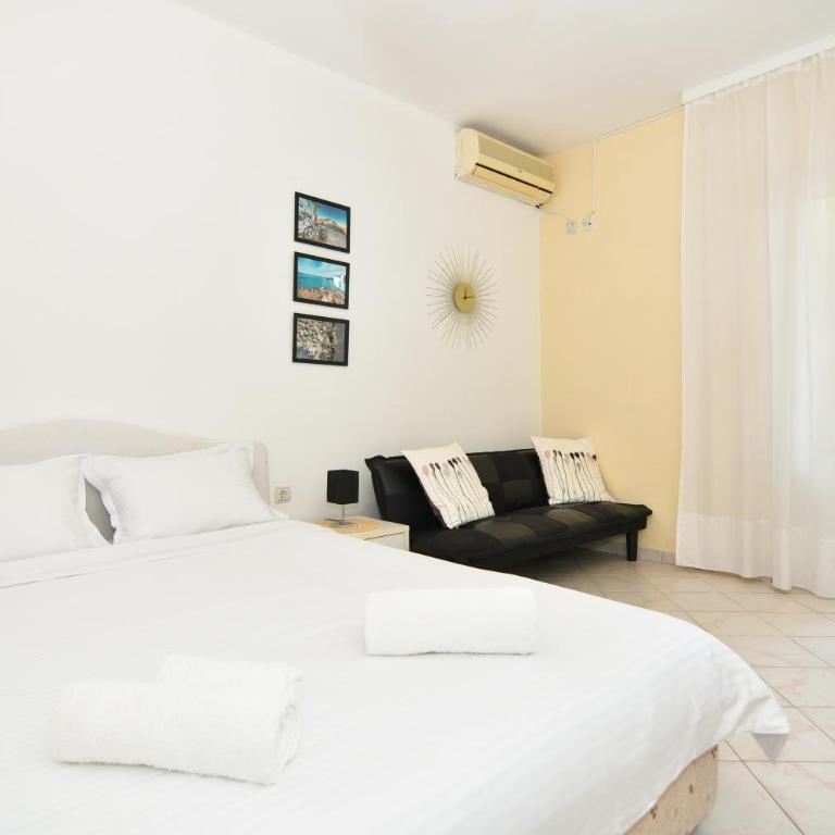 Apartments Stanisic - Studio with Garden View - 8