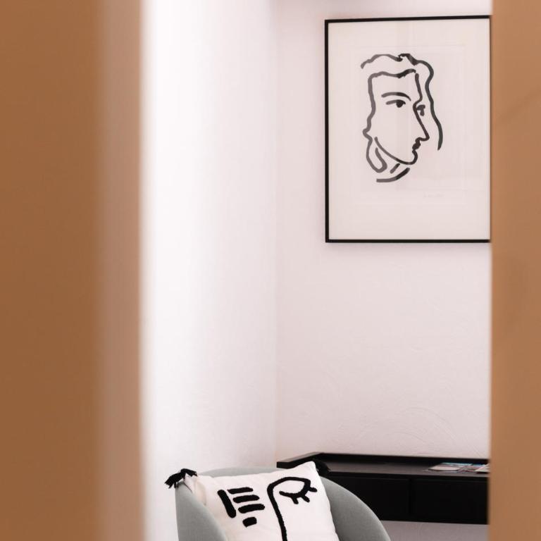 La Parenthèse de Marie - Chambre Lit King-Size - Vue sur Piscine - 14