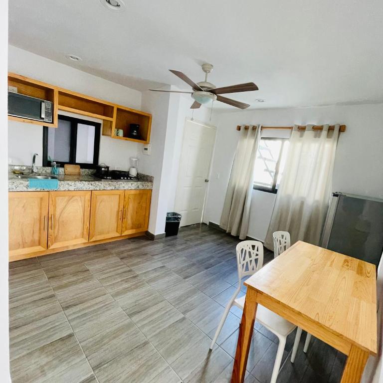 SuitesMB - Studio Apartment - 3