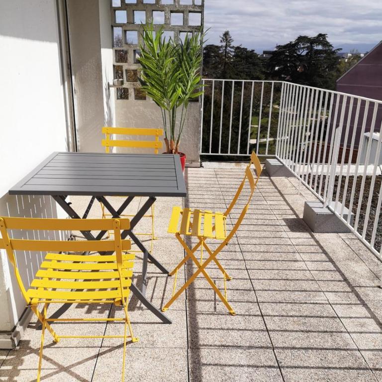 Appartement tout confort 2 chbres - 72m2 - avec terrasse et vue Pyrénées - Appartement avec Terrasse - 2