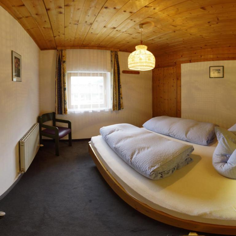Gästehaus Elfi - Apartment mit Blick auf die Berge - 11