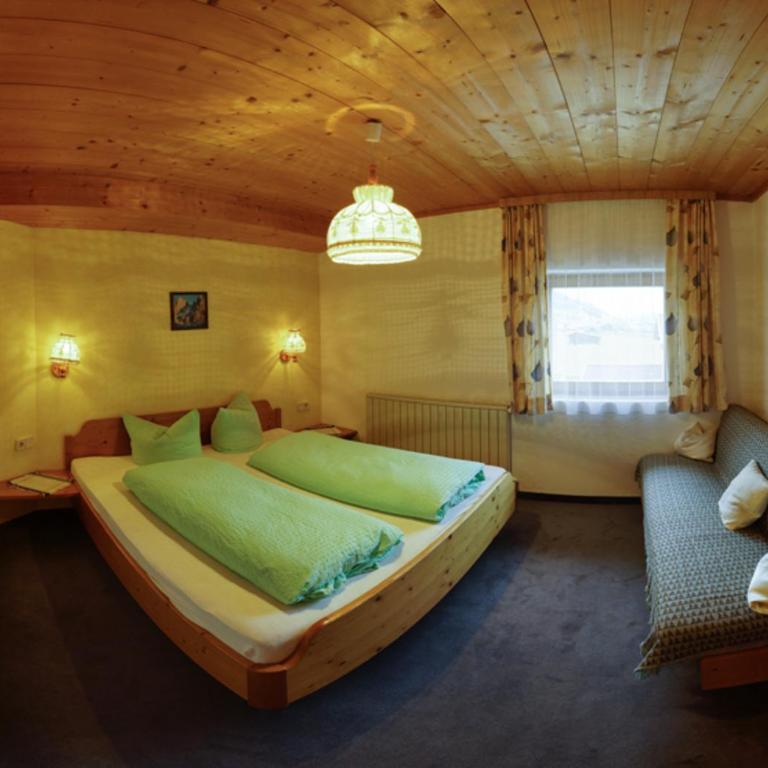Gästehaus Elfi - Apartment mit Blick auf die Berge - 6