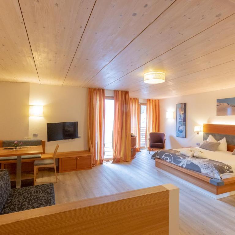 Berghotel Miramonti - Junior Suite - 1