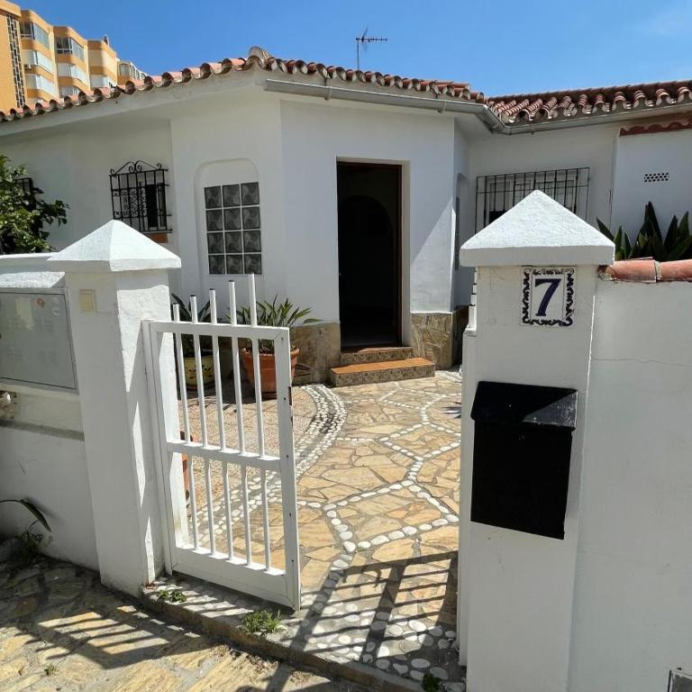 Chalet en primera Línea con 150m2 de Jardín Privado - Casa de 3 dormitorios - 19