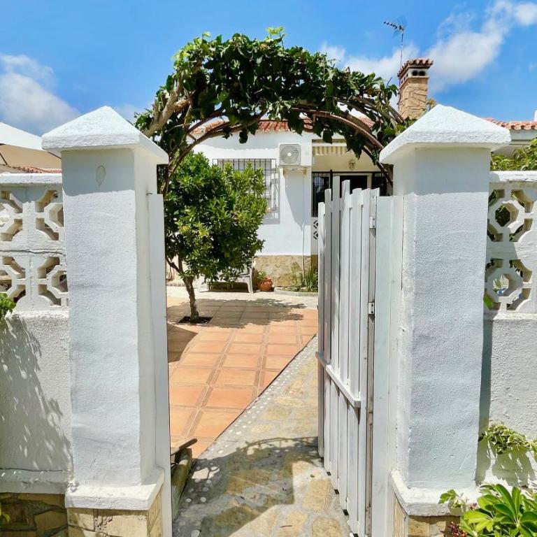Chalet en primera Línea con 150m2 de Jardín Privado - Casa de 3 dormitorios - 27