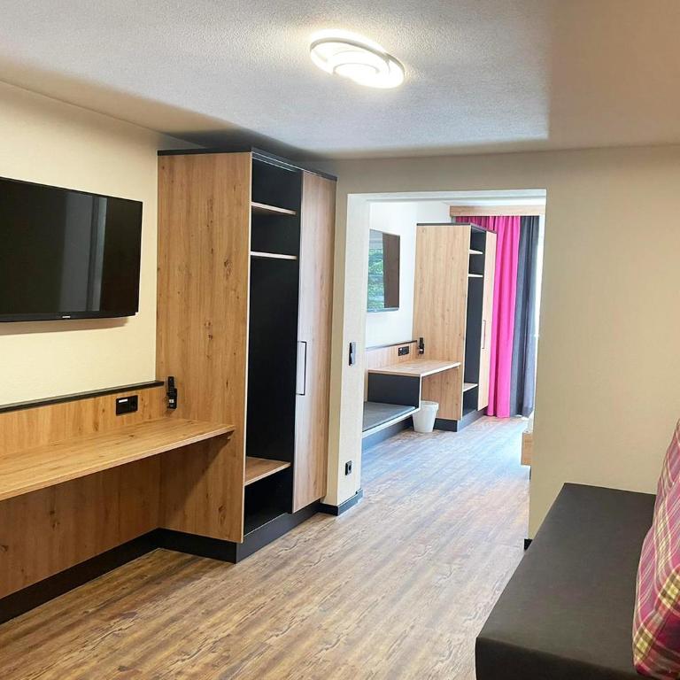 first mountain Hotel Ötztal - Comfort Doppelzimmer mit Balkon - 8