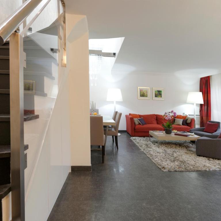 Résidence Alma Marceau - Appartement de Grand Standing en Duplex 3 Chambres - 110 m² - 8